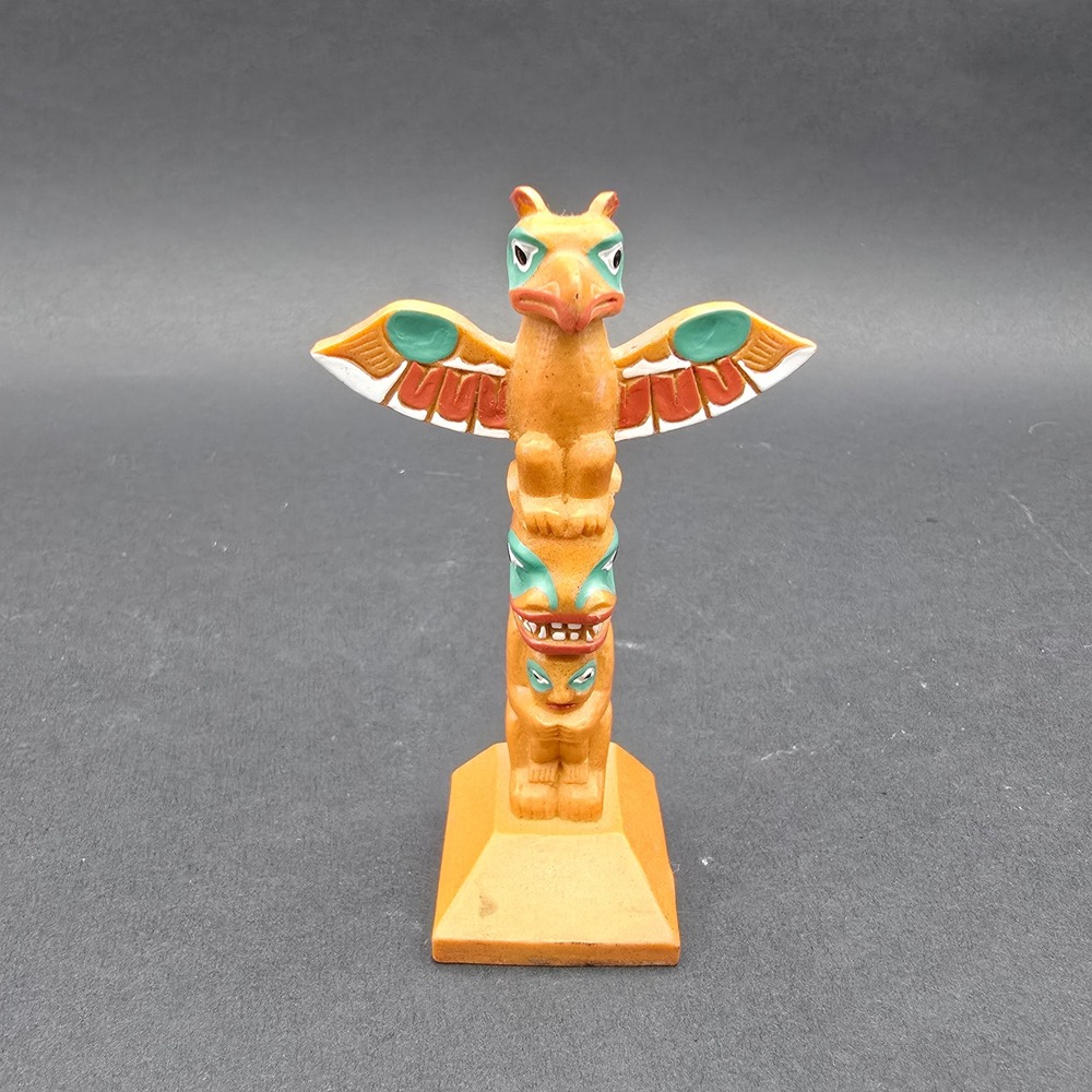 Vintage South Dakota Souvenir Totem Pole Figurine Thunderbird Hand Painted 4.5"